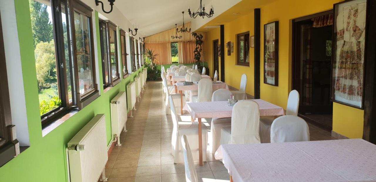 Klet Jana Bed & Breakfast Ястребарско Экстерьер фото